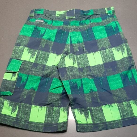 NWT Columbia Green Checkered Youth Board Shorts - Picture 7 of 15
